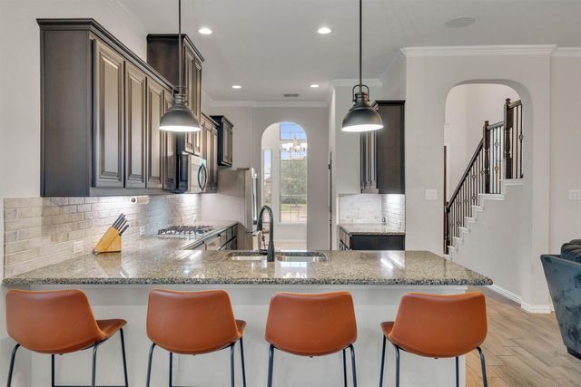 3233 Burgundy Lane, Midlothian, TX 76065