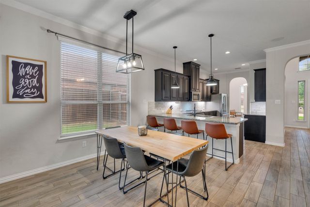 3233 Burgundy Lane, Midlothian, TX 76065