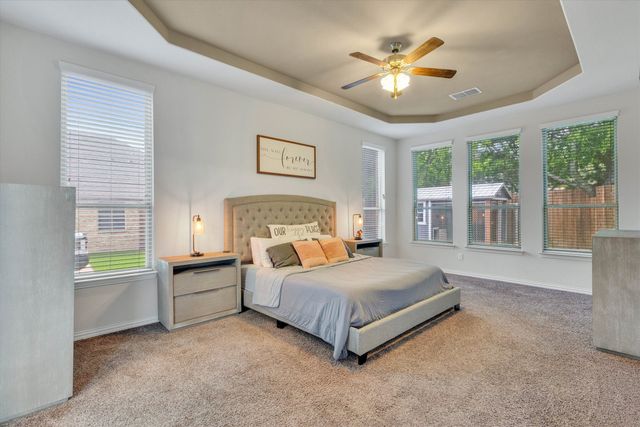 3233 Burgundy Lane, Midlothian, TX 76065