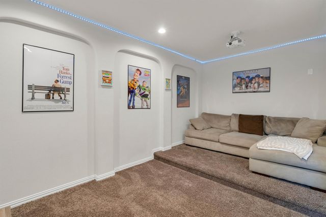 3233 Burgundy Lane, Midlothian, TX 76065