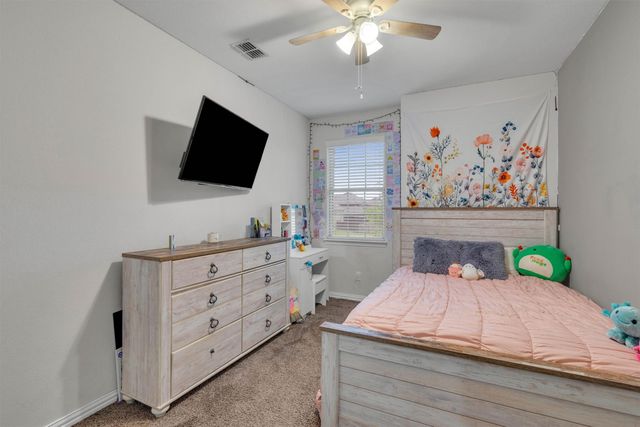 3233 Burgundy Lane, Midlothian, TX 76065