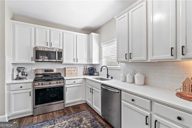 11 Hamil Court NW, Cartersville, GA 30120