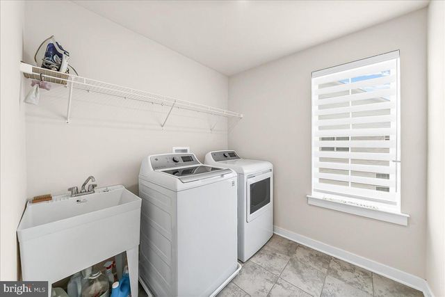 331 APPLEFORD CIR, Bear, DE 19701