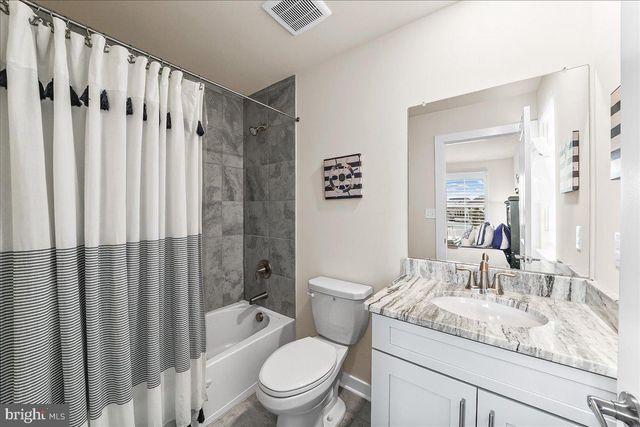 331 APPLEFORD CIR, Bear, DE 19701