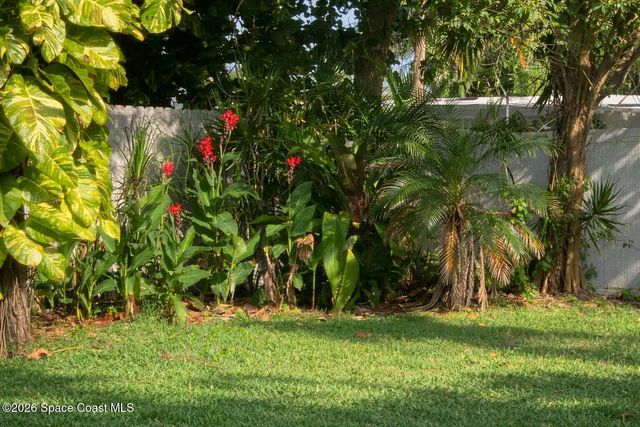 901 S Palm Avenue, Indialantic, FL 32903