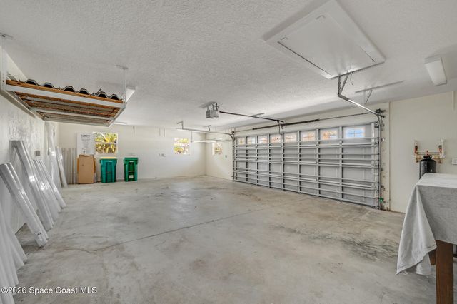 901 S Palm Avenue, Indialantic, FL 32903