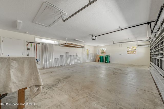 901 S Palm Avenue, Indialantic, FL 32903