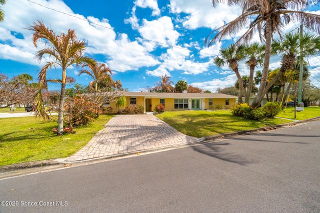 901 S Palm Avenue, Indialantic, FL 32903