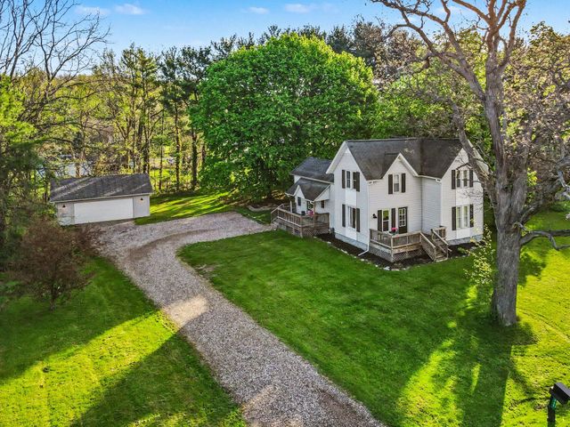 347 Riverview Drive, Plainwell, MI 49080