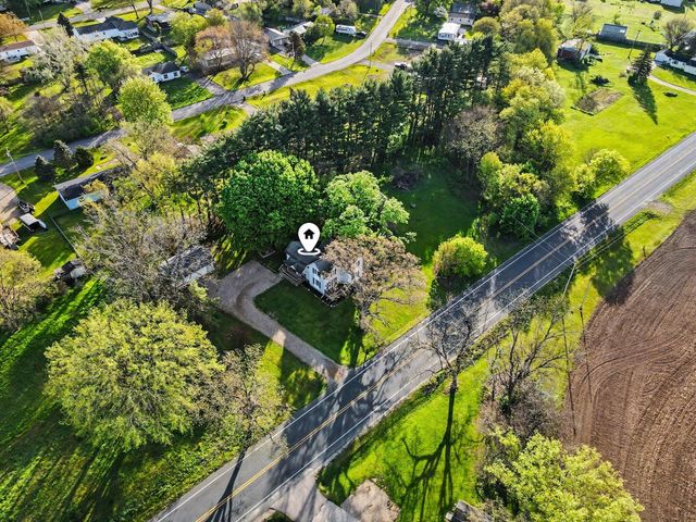 347 Riverview Drive, Plainwell, MI 49080