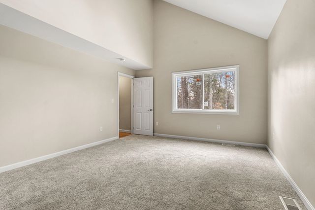 153 Coffin Rd Unit 10, Epping, NH 03042