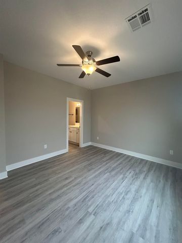 12947 E Blake St, Wichita, KS 67230