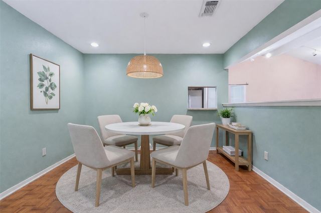 17011 Kings Walk Lane, Houston, TX 77070