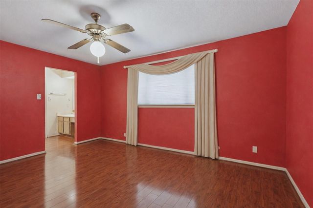 17011 Kings Walk Lane, Houston, TX 77070