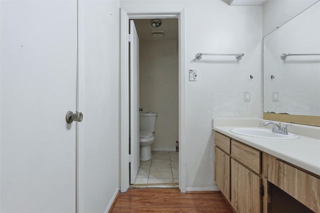 17011 Kings Walk Lane, Houston, TX 77070