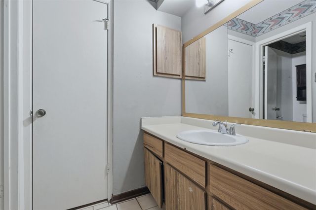 17011 Kings Walk Lane, Houston, TX 77070