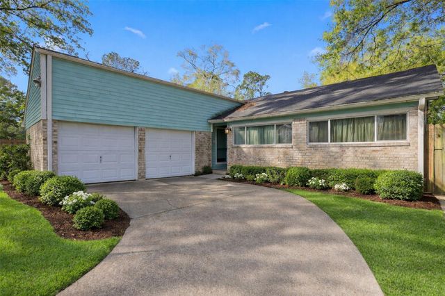 17011 Kings Walk Lane, Houston, TX 77070