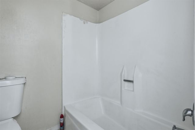 17011 Kings Walk Lane, Houston, TX 77070