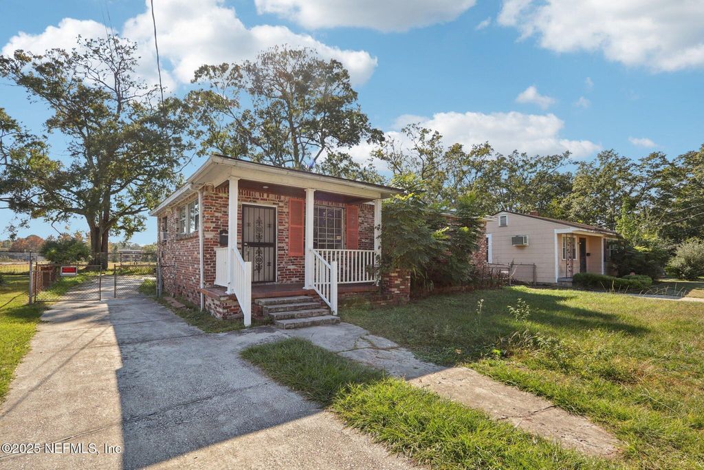 1912 PULLMAN Court, Jacksonville, FL 32209