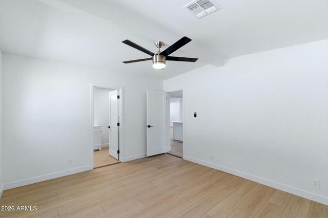 4623 E DEVONSHIRE Avenue, Phoenix, AZ 85018