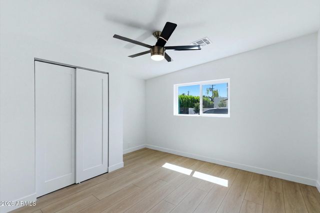 4623 E DEVONSHIRE Avenue, Phoenix, AZ 85018
