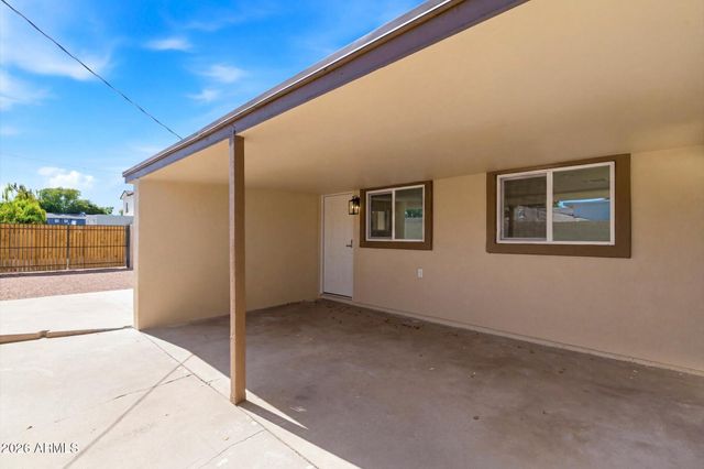 4623 E DEVONSHIRE Avenue, Phoenix, AZ 85018
