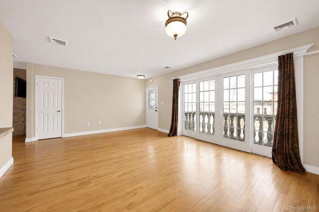 6 Pell Place 2, Bronx, NY 10464