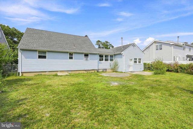 909 CLAIRMORE AVE, Lanoka Harbor, NJ 08734
