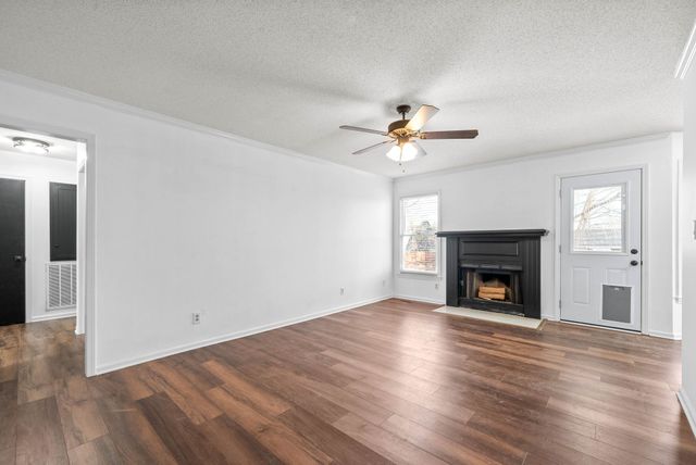 1875 Needmore Rd, Clarksville, TN 37042