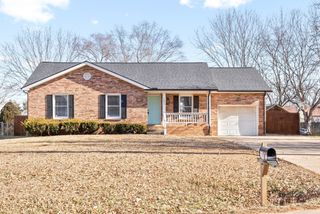 1875 Needmore Rd, Clarksville, TN 37042