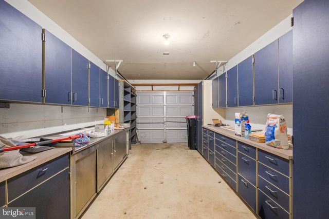 142 LA COSTA DR, Blackwood, NJ 08012