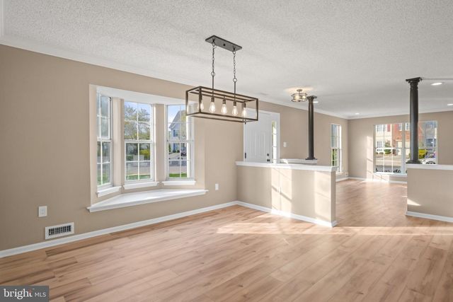 142 LA COSTA DR, Blackwood, NJ 08012