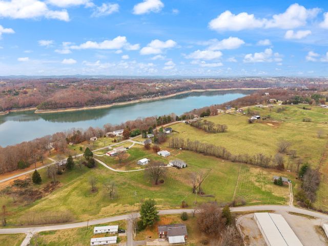 293 Old Waitsboro Road, Bronston, KY 42518