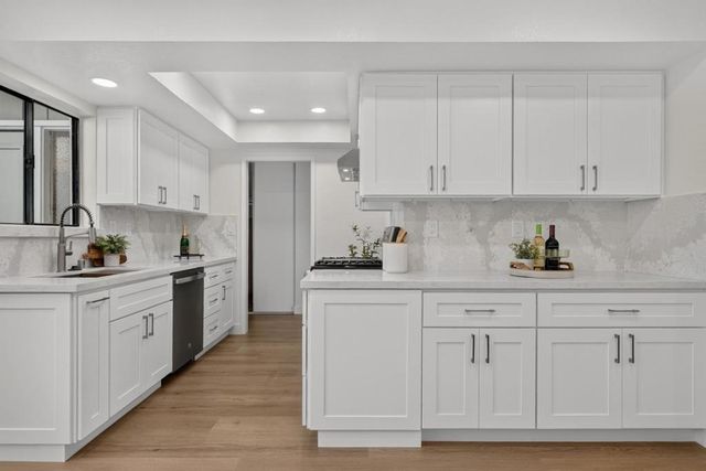 5380 Brookside Court, Pleasanton, CA 94588