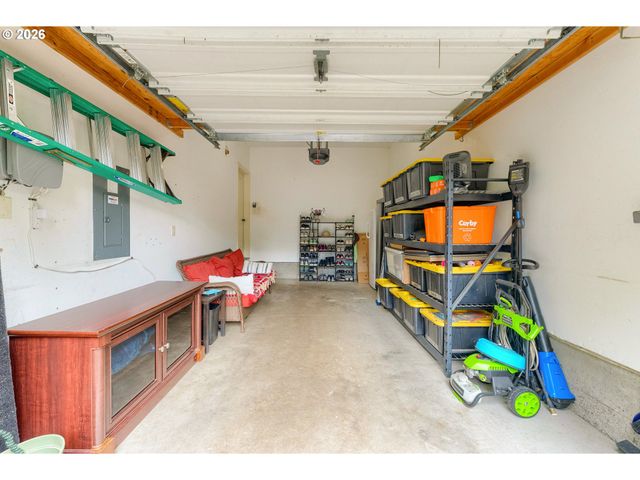 16406 Se Scoria Ln, Damascus, OR 97089