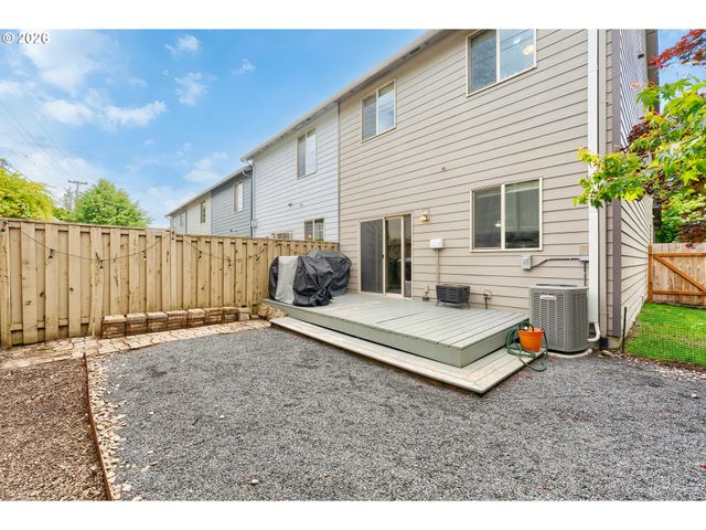 16406 Se Scoria Ln, Damascus, OR 97089