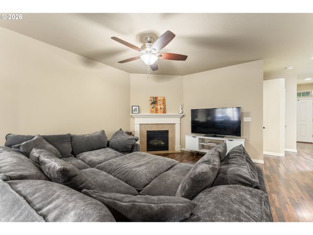 16406 Se Scoria Ln, Damascus, OR 97089