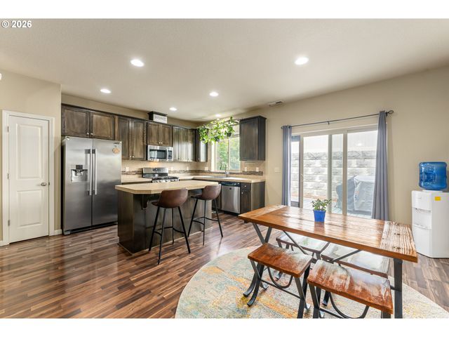 16406 Se Scoria Ln, Damascus, OR 97089