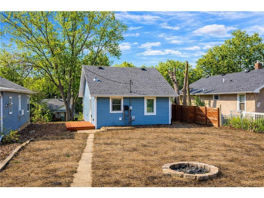 2047 Nokomis Avenue, Saint Paul, MN 55119 — photo 2