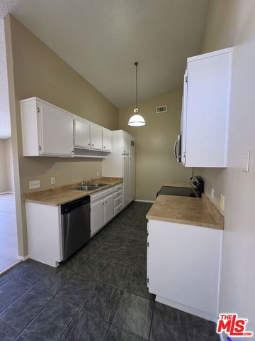 1150 S Meadow Lane 30, Colton, CA 92324
