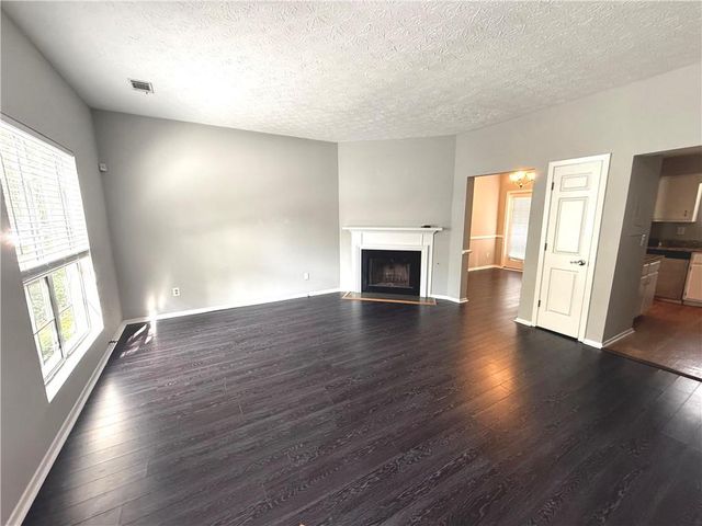 805 Wedgewood Way, Sandy Springs, GA 30350