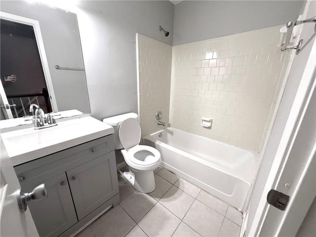 805 Wedgewood Way, Sandy Springs, GA 30350