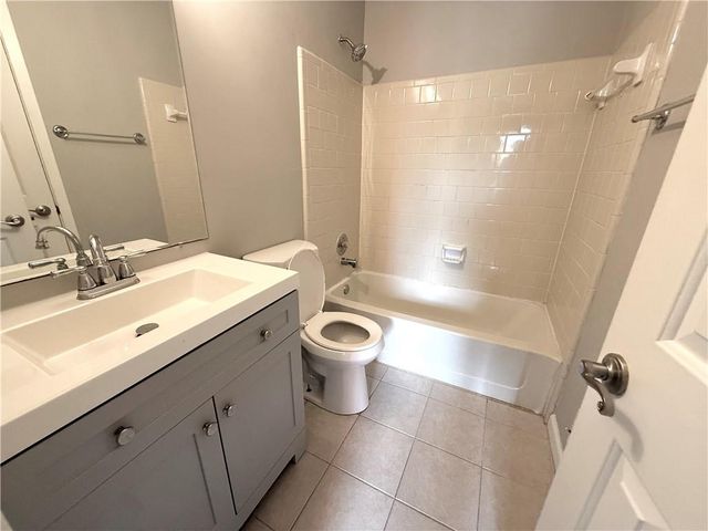 805 Wedgewood Way, Sandy Springs, GA 30350