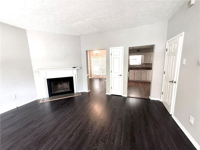 805 Wedgewood Way, Sandy Springs, GA 30350