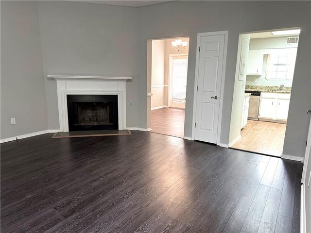 805 Wedgewood Way, Sandy Springs, GA 30350