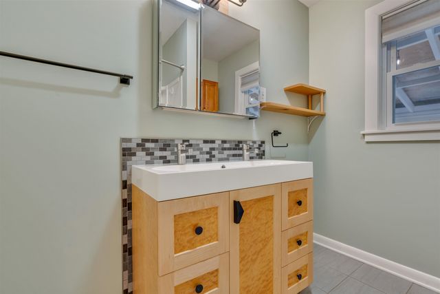1 Middlebrook Road, Dover, NH 03820