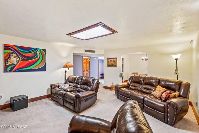 2302 E Mitchell Street, Tucson, AZ 85719