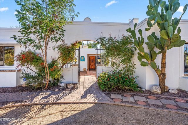 2302 E Mitchell Street, Tucson, AZ 85719