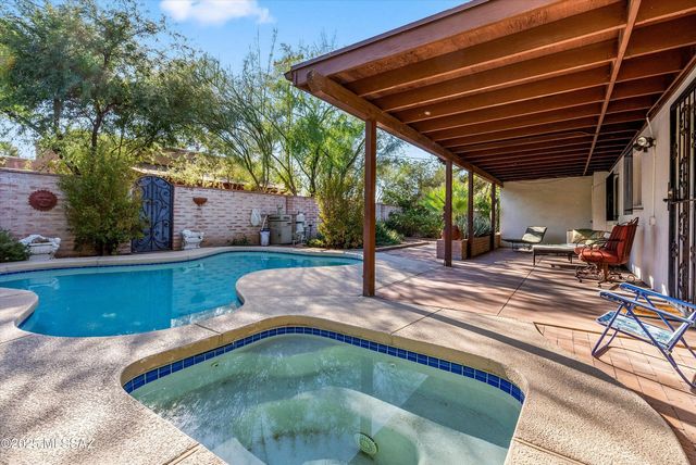 2302 E Mitchell Street, Tucson, AZ 85719