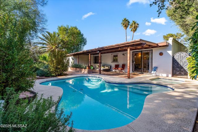 2302 E Mitchell Street, Tucson, AZ 85719